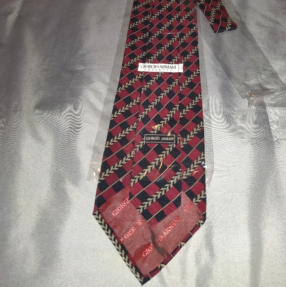 Vintage Giorgio Armani Neck-Tie - Picture 2 of 3